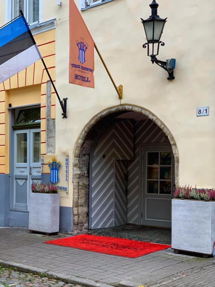 Three Crowns Residents Hotel Talin Exterior foto